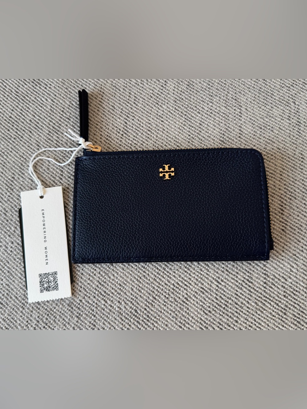 NWT - Tory Burch Blake Zip Card Case – Navy